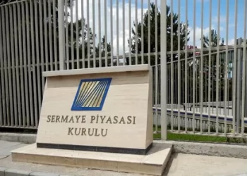 SPK sosyal medyadan hisse pazarlayanları uyardı