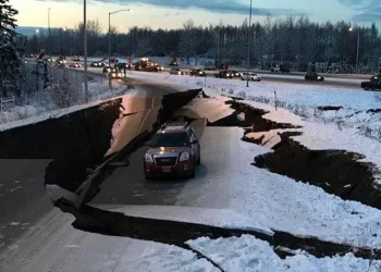 Alaska’da 7.2 büyüklüğünde deprem: Tsunami uyarısı yapıldı!