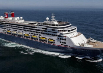 Amsterdam, turist akınına dur diyor: Büyük gemilere yasak