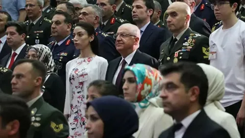 Bakan Güler: FETÖ ile mücadeleye azim ve kararlılıkla devam ediyoruz bakan guler feto ile mucadeleye azim ve kararlilikla devam ediyoruz habermeydan