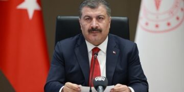 Bakan Koca: ALO 171’i arayan 130 bin kişi sigarayı bıraktı