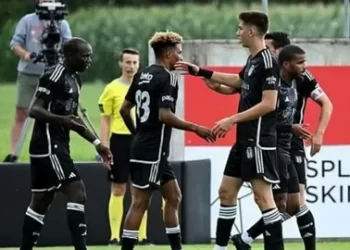 Beşiktaş hazırlık maçında farklı kazandı!