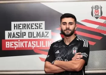 Beşiktaş ilk transferini duyurdu!