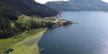 Türkiye ısı dalgasının etkisiyle yanarken, Bolu en soğuk il unvanını kazandı