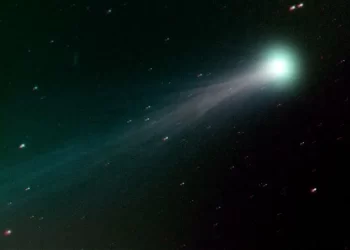 Boynuzlu kuyruklu yıldız, Dünya’ya doğru yaklaşıyor!