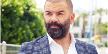 Bülent Şakrak Kimdir? Maviye Sürgün Yeni Bölüm Ne Zaman?