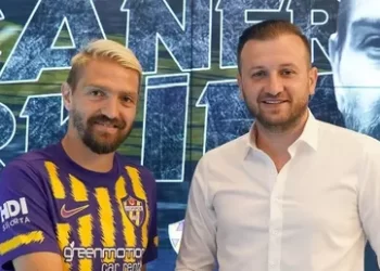 Caner Erkin Eyüpspor ile anlaştı!