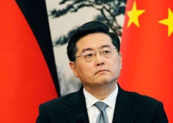 Çin Dışişleri Bakanı, haftalardır süren kayıp durumunun ardından görevinden alındı