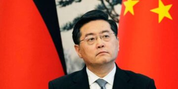 Çin Dışişleri Bakanı, haftalardır süren kayıp durumunun ardından görevinden alındı