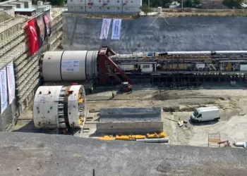 Bakan Uraloğlu’nun talimatıyla Halkalı-Ispartakule demiryolu hattı inşaatı başladı!