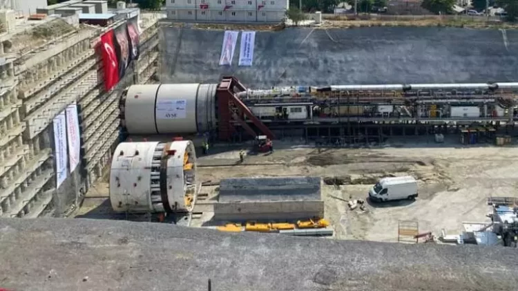 demiryolu hatti habermeydan