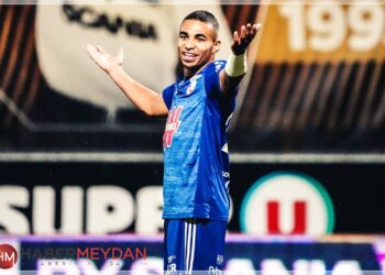 Beşiktaş ve Fenerbahçe Dijku’nun Peşinde!