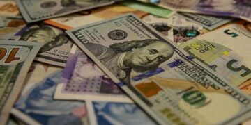 Dolar ve Euro döviz kurları ne durumda?