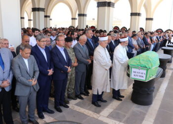 Fatma Şahin’in babası defnedilmek üzere son yolculuğuna gönderildi