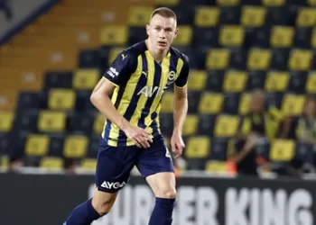 Fenerbahçe Attila Szalai’nin ayrılığını açıkladı