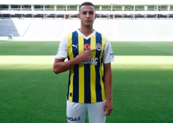 Fenerbahçe Bartuğ Elmaz transferini açıkladı!