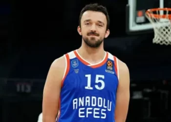 Fenerbahçe Beko Sertaç Şanlı ile anlaşmaya yakın