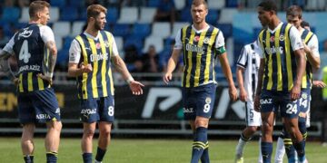 Fenerbahçe hazırlık maçında Neftçi Bakü’yü 1-0 yendi