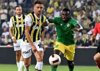 Fenerbahçe Kadıköy’de rahat kazandı!