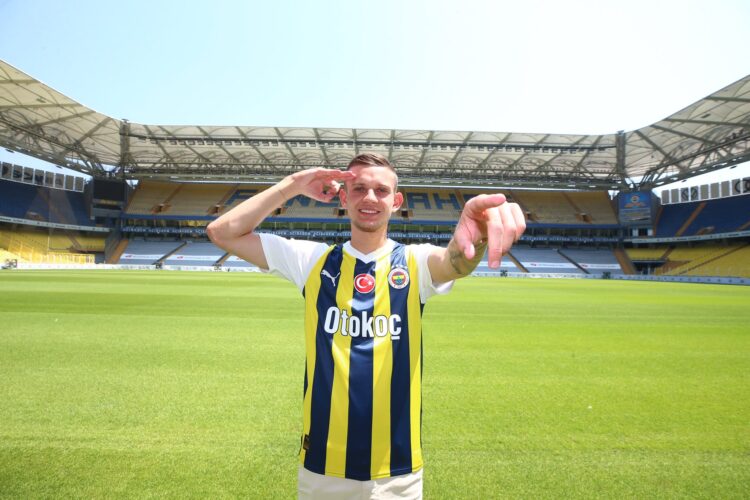 fenerbahce sebastian szymanski transferini resmen acikladi habermeydan