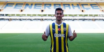 Fenerbahçe Umut Nayir’i transfer etti!