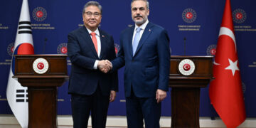 Bakan Fidan, Güney Koreli mevkidaşıyla bir araya geldi