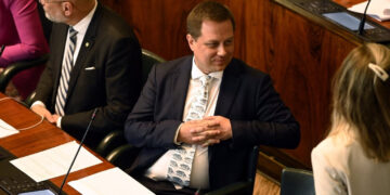 Finlandiya Bakanı, Nazi söylemleri iddiaları üzerine istifa etti