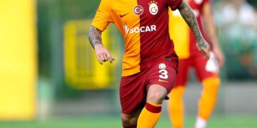 Galatasaray’da Angelino sakatlandı!