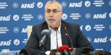 Bakan Işıkhan, deprem bölgesi için TYP müjdesi verdi