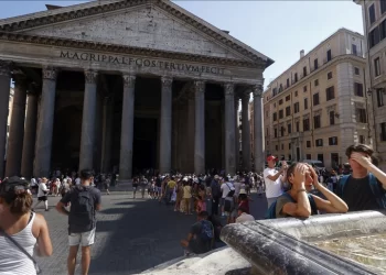 İtalya’da sıcaklık rekoru kırılan 16 şehir için kırmızı alarm verildi