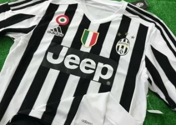 İtalyan’lar duyurdu! UEFA Juventus’u Konferans Ligi’nden men etti