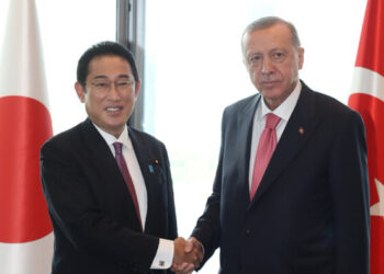 Cumhurbaşkanı Erdoğan, Japonya Başbakanı ile görüşme gerçekleştirdi