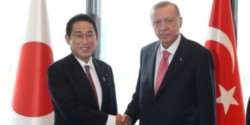 Cumhurbaşkanı Erdoğan, Japonya Başbakanı ile görüşme gerçekleştirdi