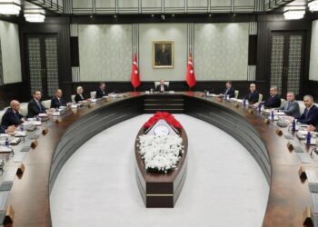 Kabine toplantısı yarın! İşte masadaki başlıklar Kabine toplantısı yarın! İşte masadaki başlıklar