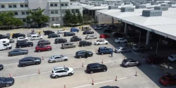 Kapıkule’de Avrupa’dan gelen gurbetçiler yoğunluk oluşturdu