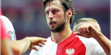 Trabzonspor’da Hamsik Yerine Krychowiak Önerisi!