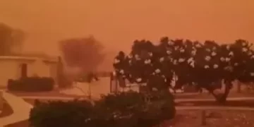 Meksika’daki kum fırtınası 3 şehirde elektrik kesintilerine yol açtı