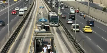 Metrobüs hattında 120 günlük çalışma