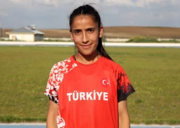Muş’lu Milli atlet Derya Kunur Çin’de rekor kırmak istiyor