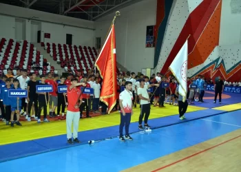 Muş’ta Anadolu Yıldızlar Ligi Güreş Müsabakaları başladı
