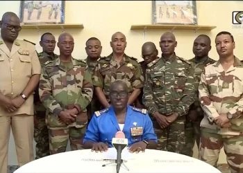 Nijer’de ordu darbe yaptı: Yönetime el koydu!