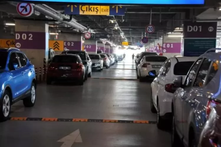 İstanbul Havalimanı'nın 40 bin araç kapasiteli otoparkı dolu! otopark habermeydan