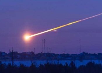 Romanya’ya Bulgaristan üzerinden meteor düştü