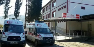 Sinop’ta trafik kazasında 2 kişi yaralandı