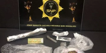 Sinop Türkeli’de şüpheli bir şahsın evinden uyuşturucu çıktı