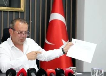 Tanju Özcan CHP’den istifa sinyali verdi!