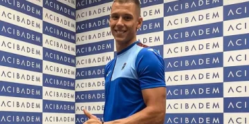 Trabzonspor Filip Benkovic transferini açıkladı
