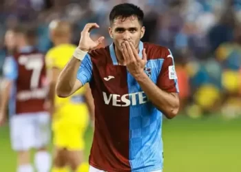 Trabzonspor hazırlık maçında AEK’ya kaybetti!