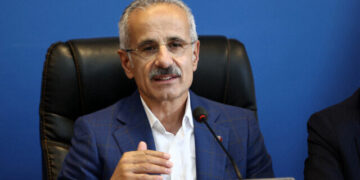 Bakan Uraloğlu açıkladı: Varış noktasından önce otobüsten inen yolcular U-ETDS’ye bildirilecek