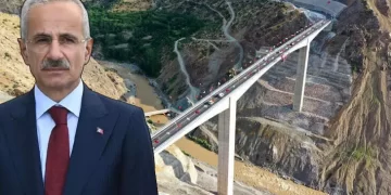Bakan Uraloğlu açıkladı: Beğendik (Botan) Köprüsü ile 46 milyon lira tasarrruf elde ettik